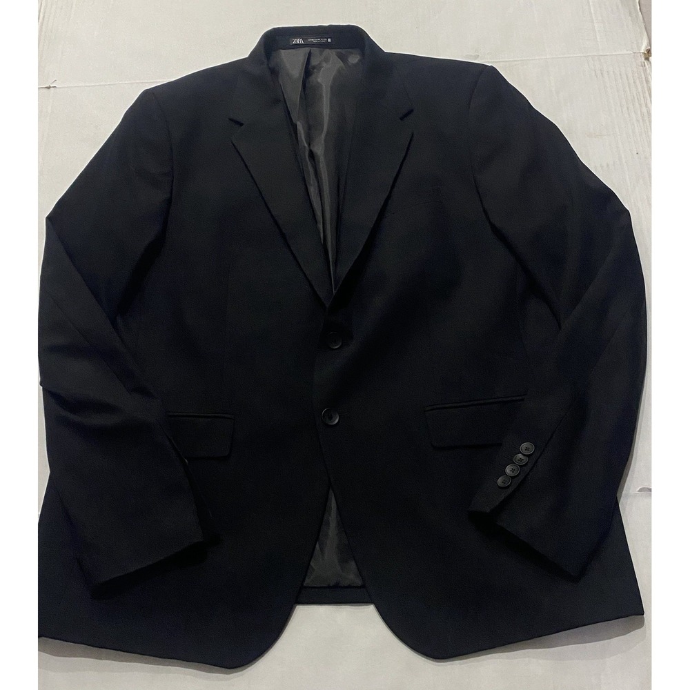 Zara Blazer Suit Jacket Slim Fit Two Button Black. Size 46